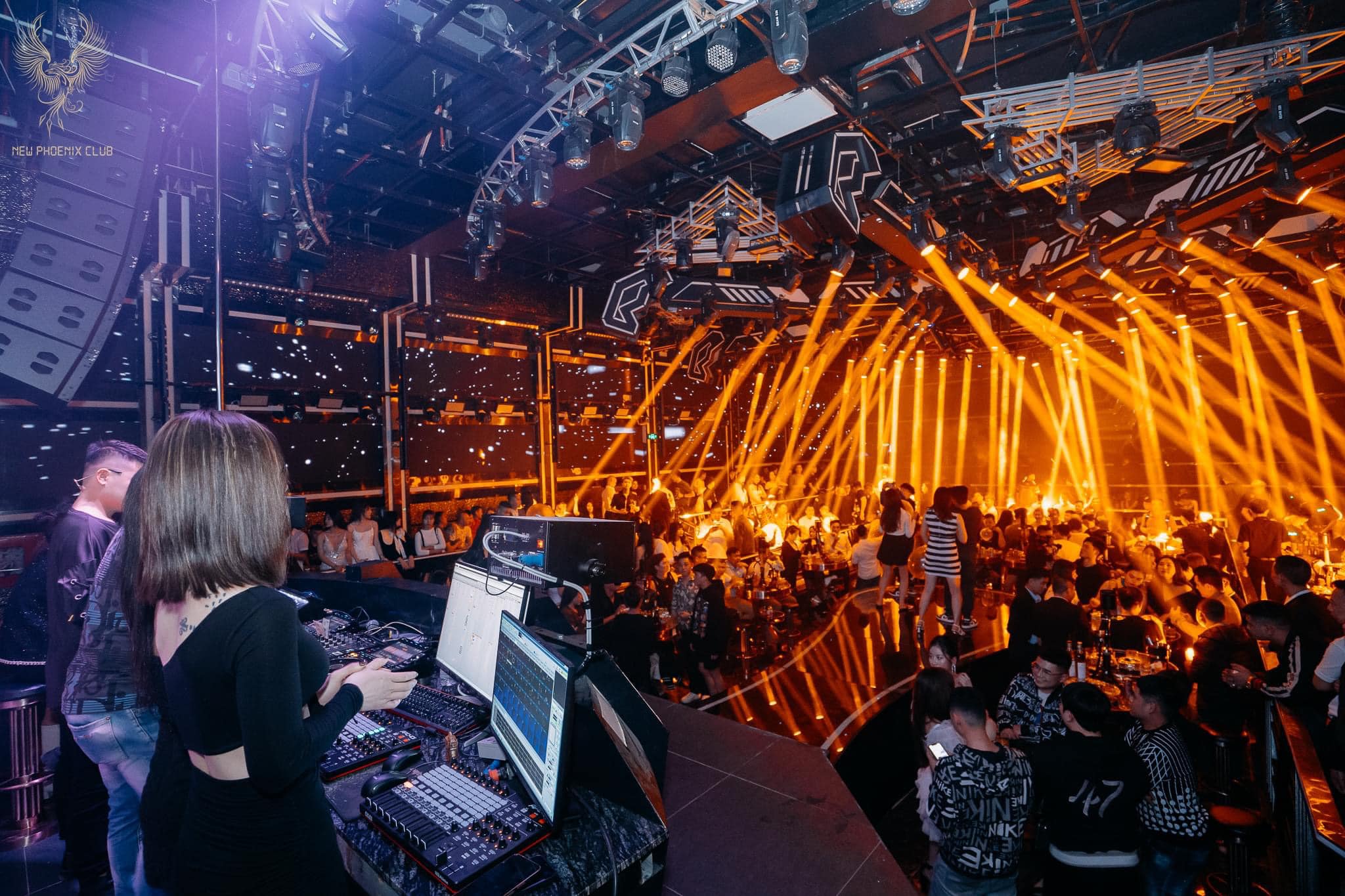 New Phoenix Club | B-Star căn chỉnh âm thanh cho club